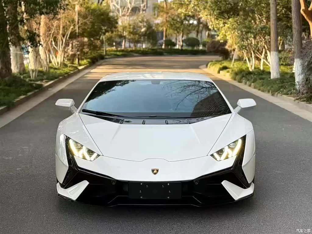 Lamborghini Huracán, 2025 2