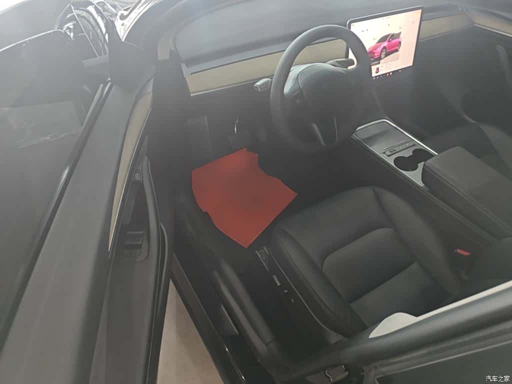 Tesla Model Y, 2023 16