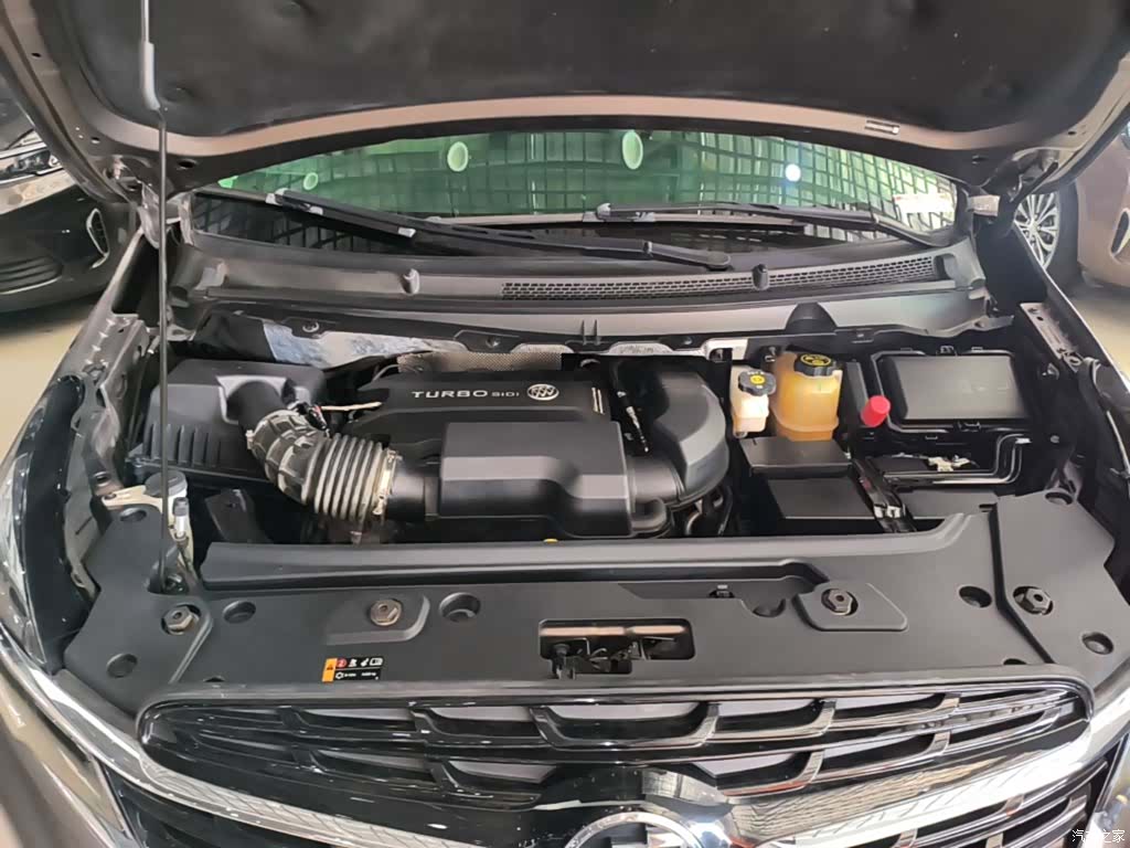 Buick GL8, 2022 20