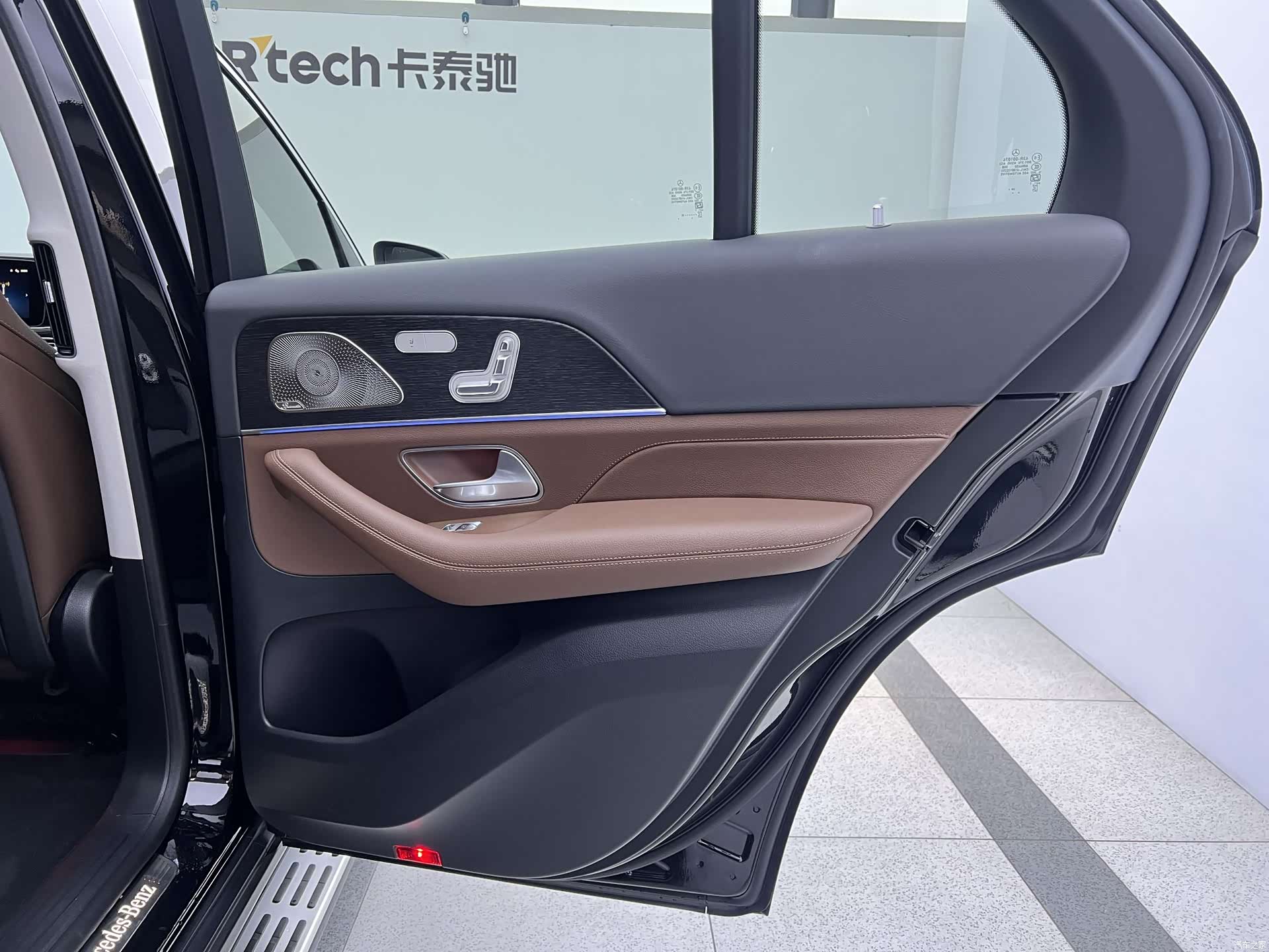 Mercedes-Benz GLE, 2025 19