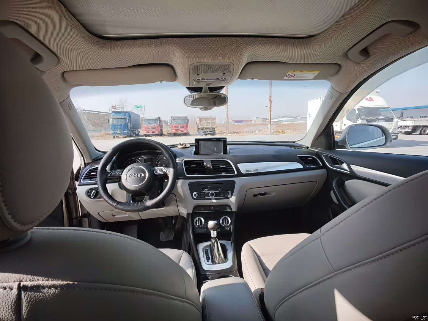 Audi Q3, 2016 9