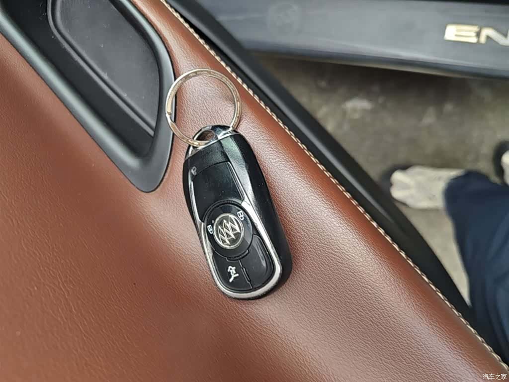 Buick Envision Plus, 2015 9