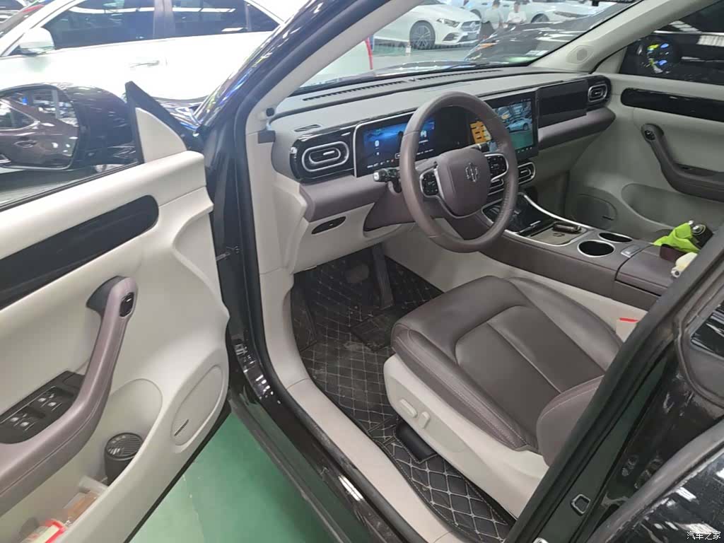 Leapmotor C11, 2023 16