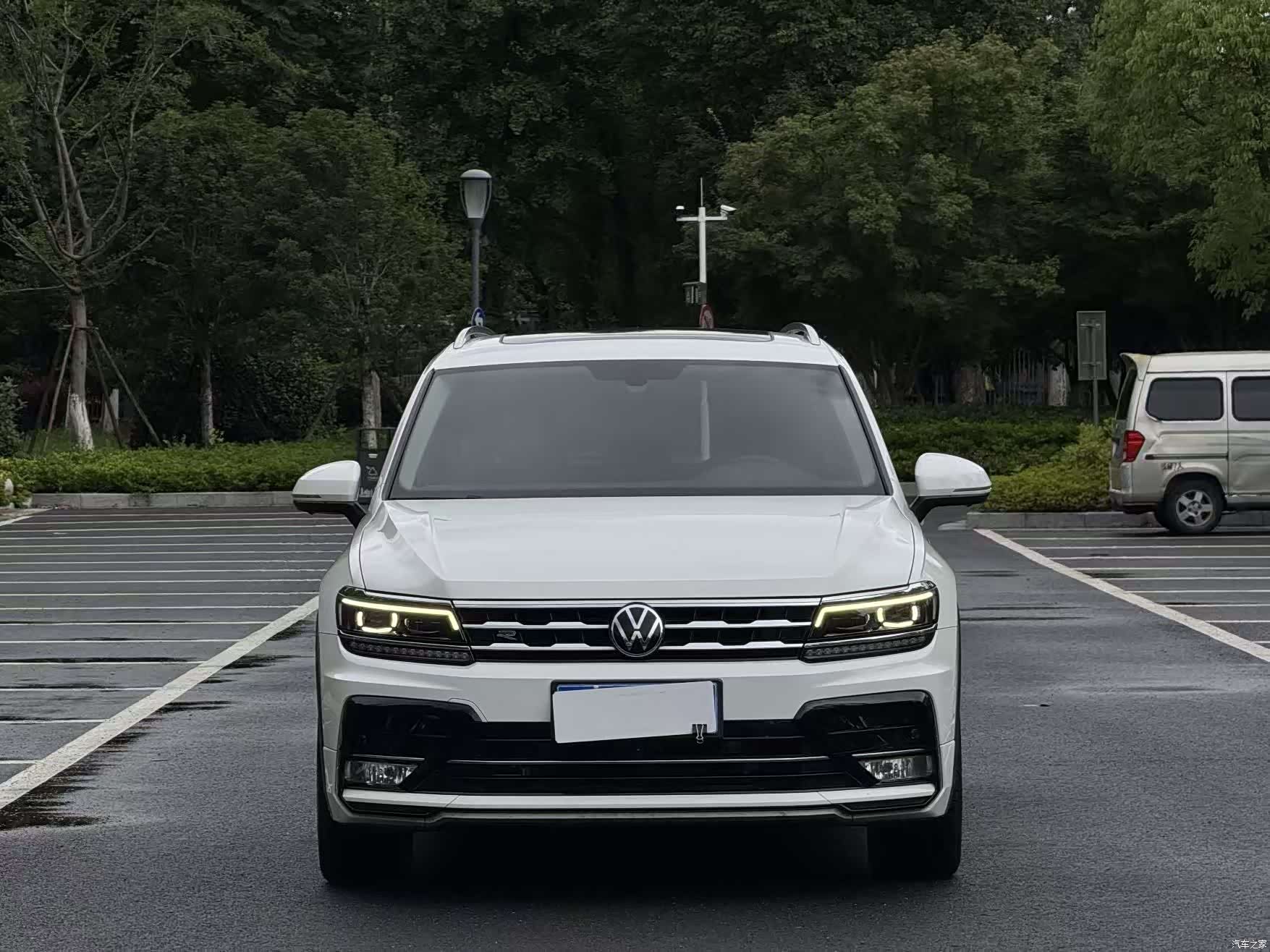 Volkswagen Tiguan L, 2020 все фото