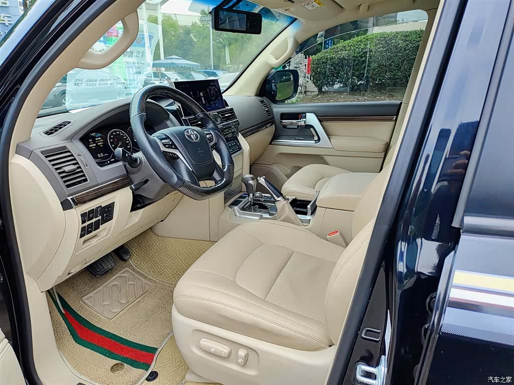 Toyota Land Cruiser, 2019 7