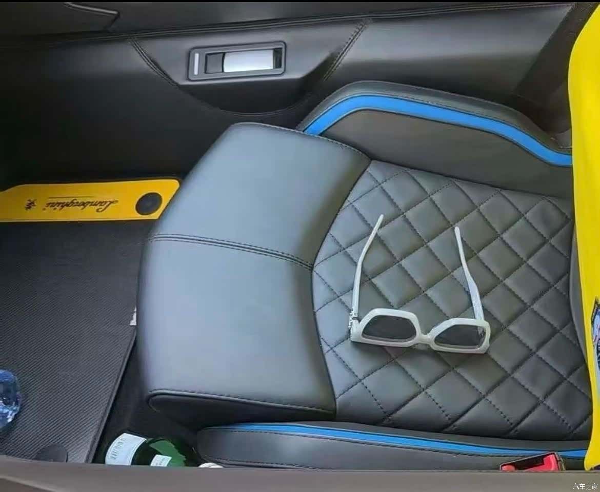 Lamborghini Aventador, 2019 8