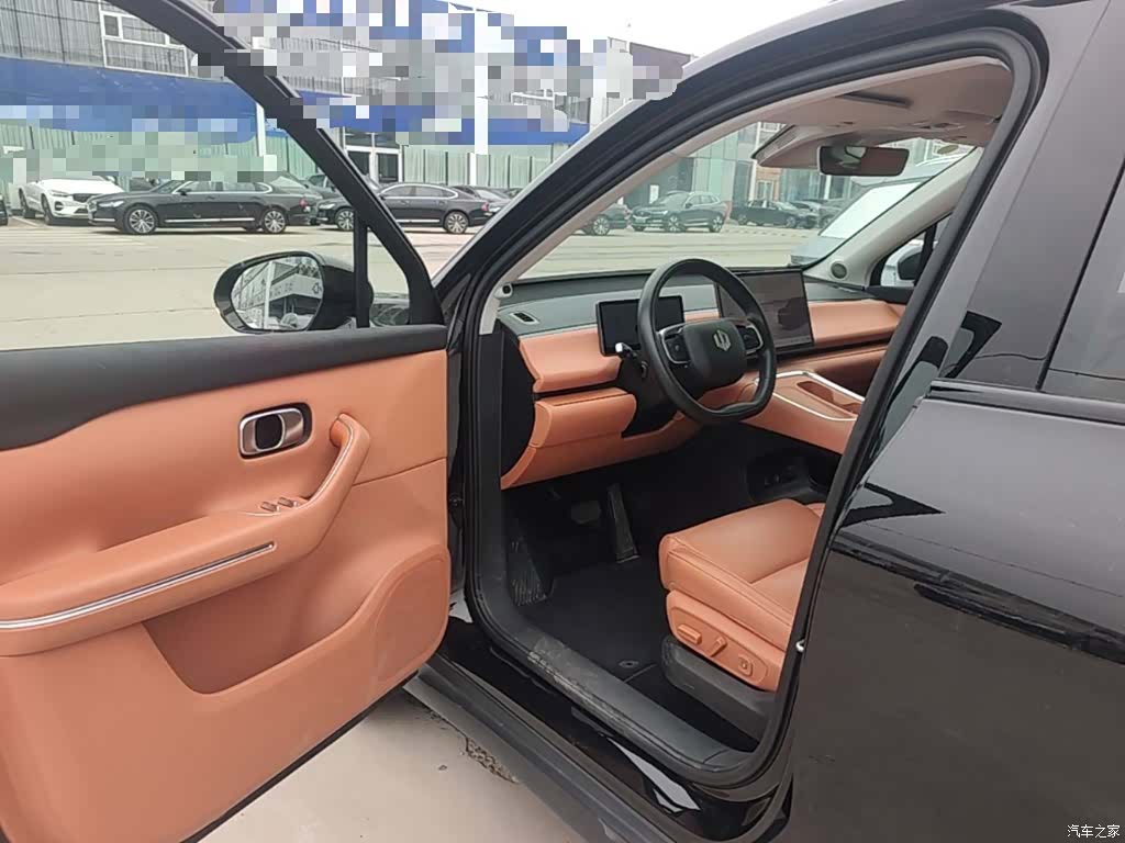 Leapmotor C16, 2025 12