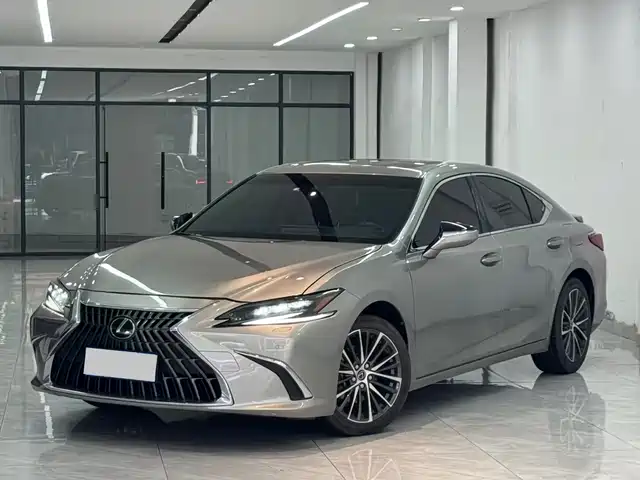 Lexus ES 2024 — купить из Китая под заказ