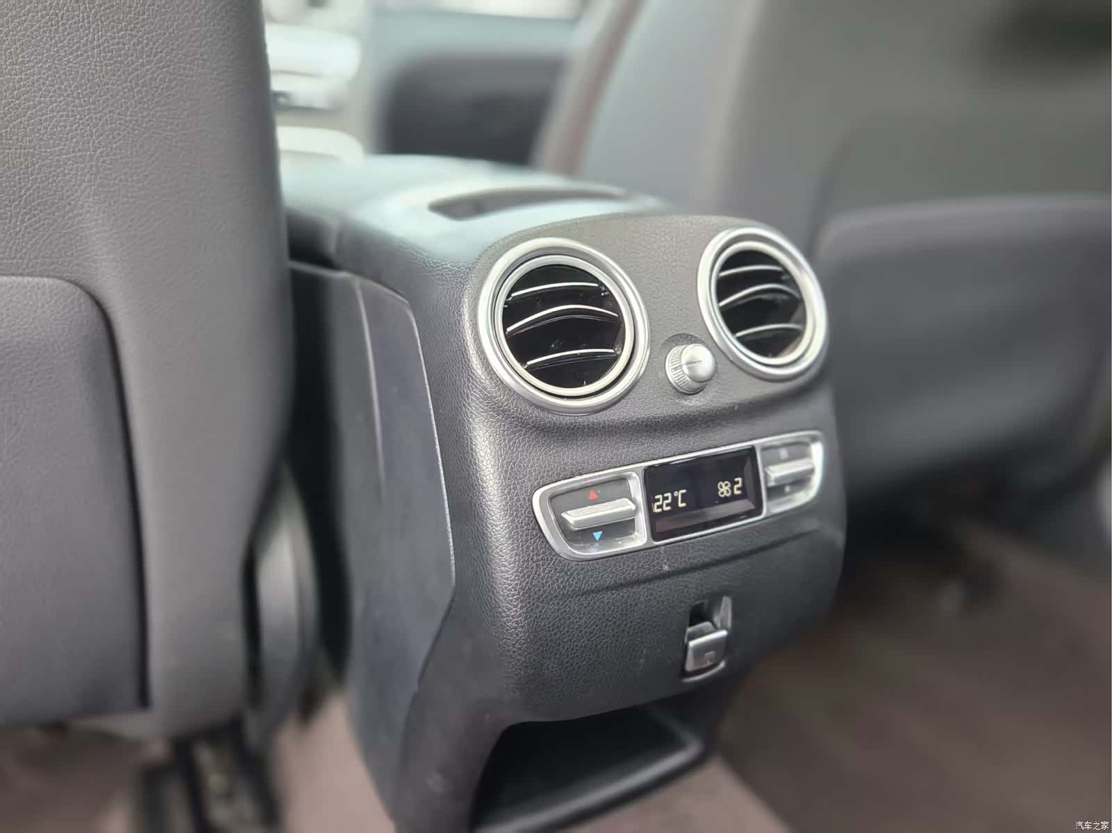 Mercedes-Benz GLC, 2022 15