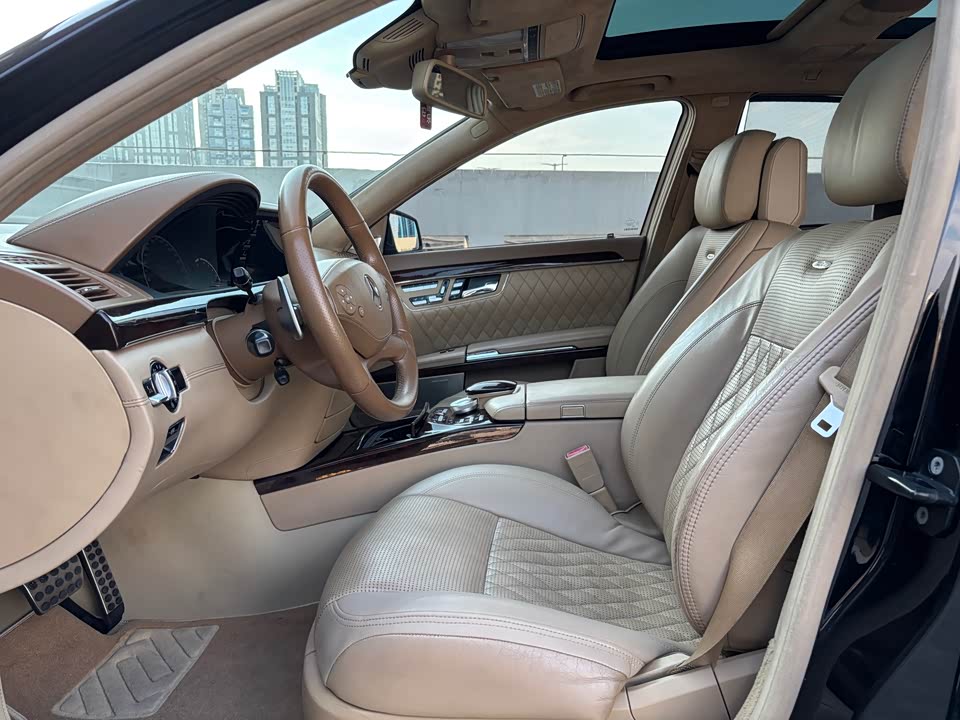 Mercedes-Benz S-class AMG Mercedes-Benz S-class AMG