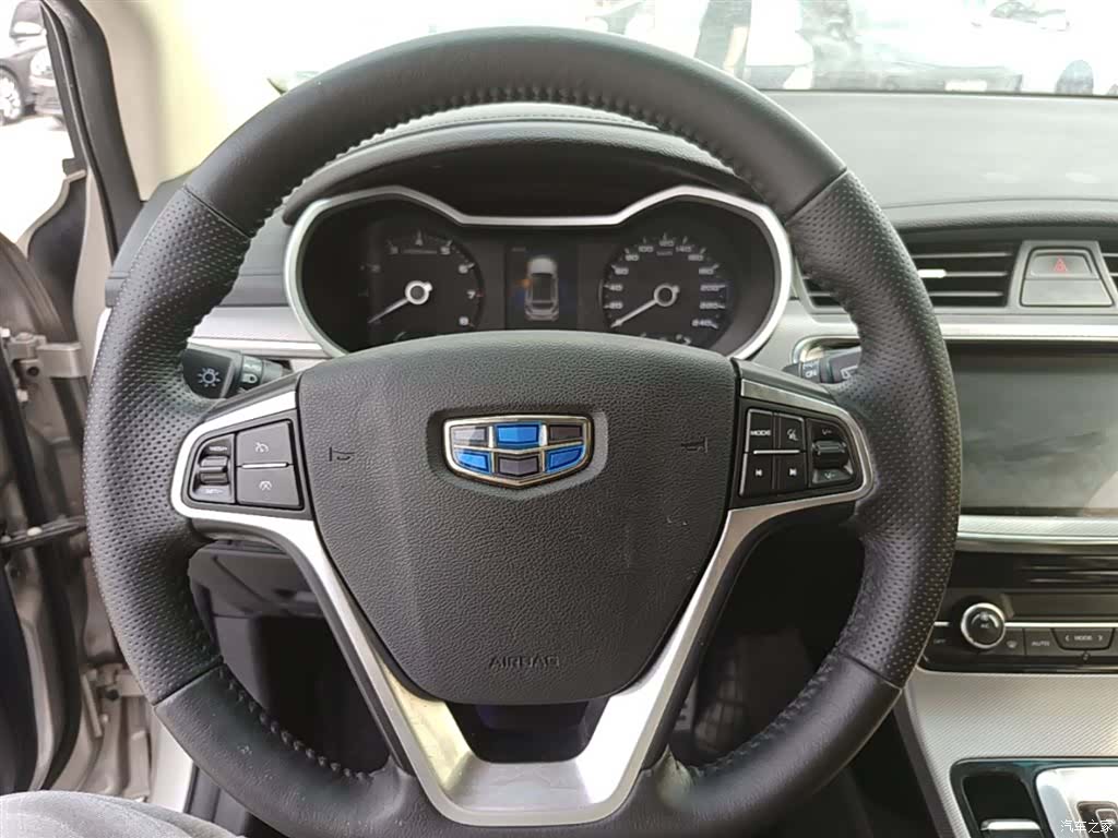 Geely Emgrand, 2018 11