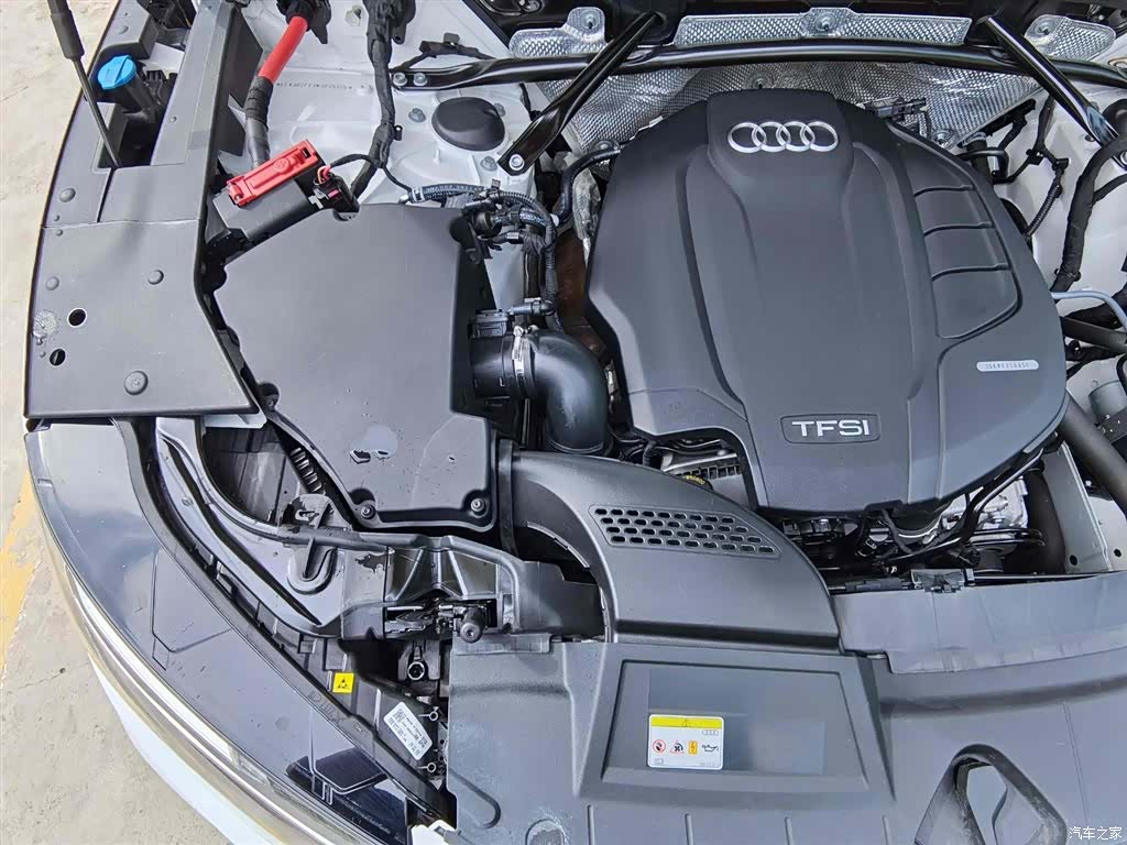 Audi Q5L, 2022 9