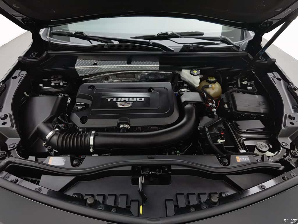 Cadillac XT4, 2020 6