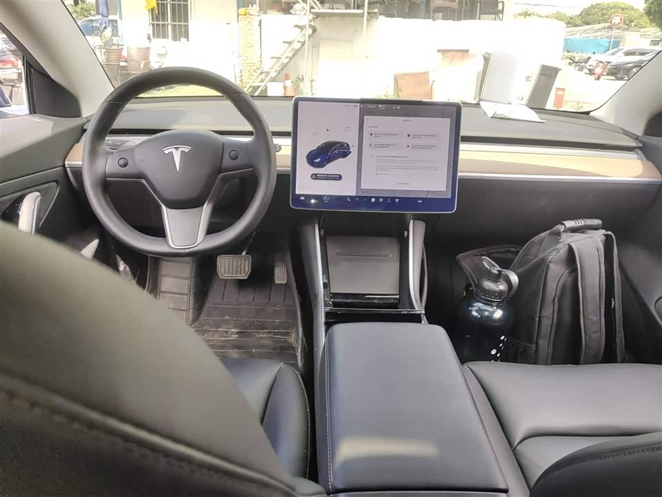 Tesla Model 3 Tesla Model 3