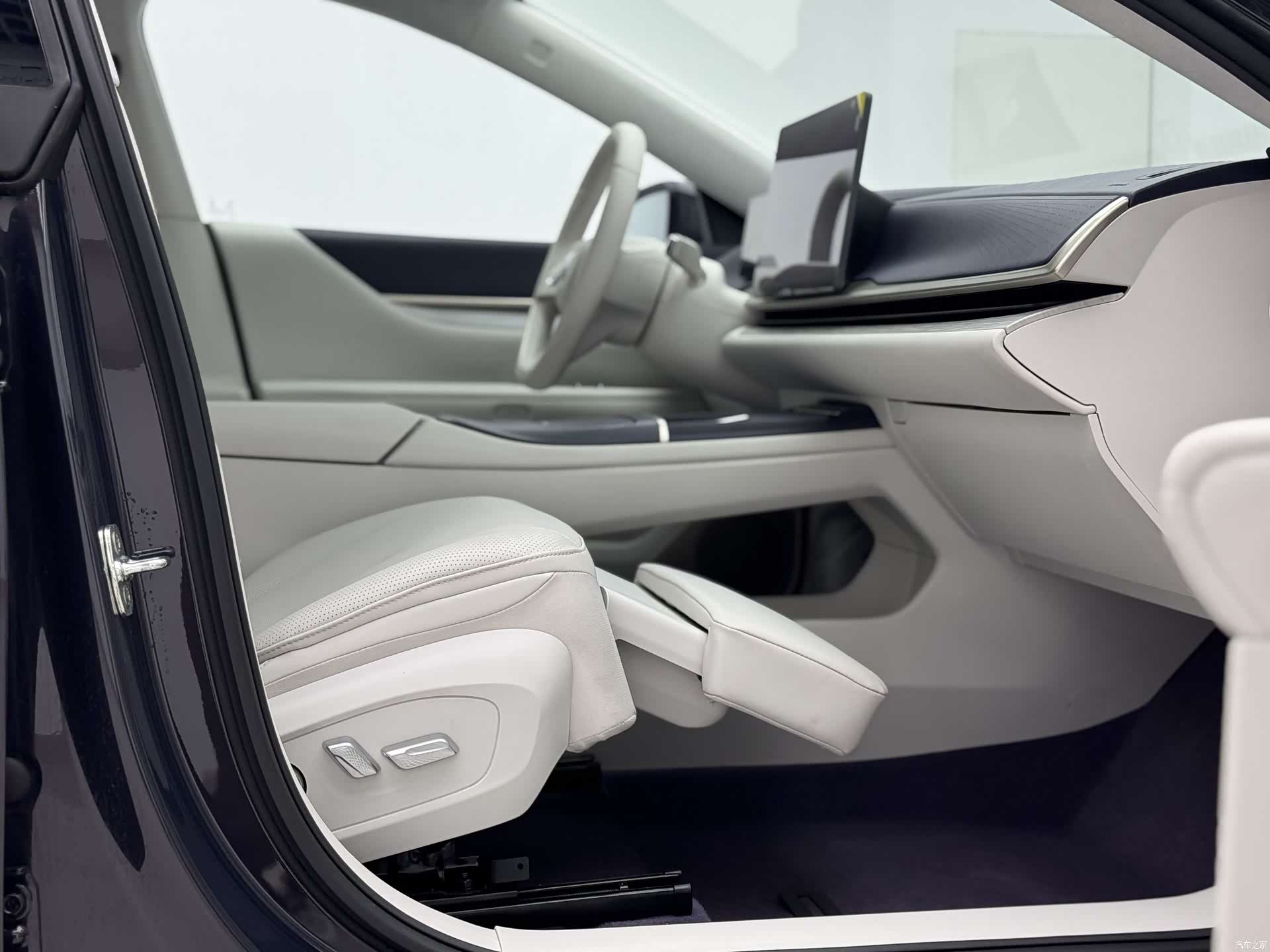 Buick L7, 2025 27