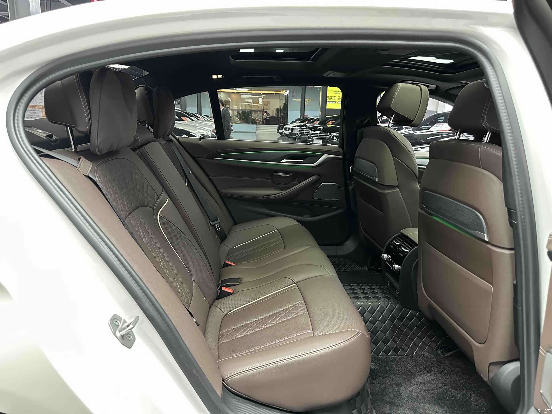 BMW 5 Series, 2023 8