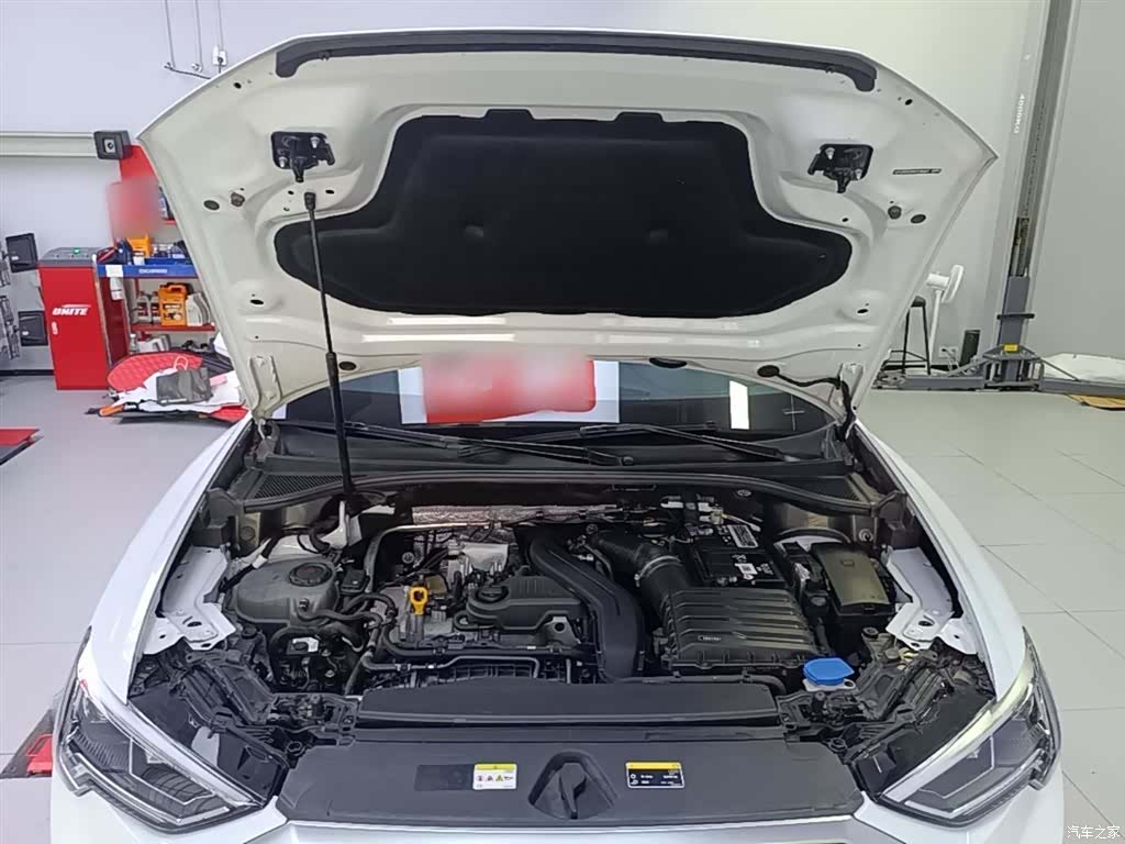 Audi Q3, 2023 20