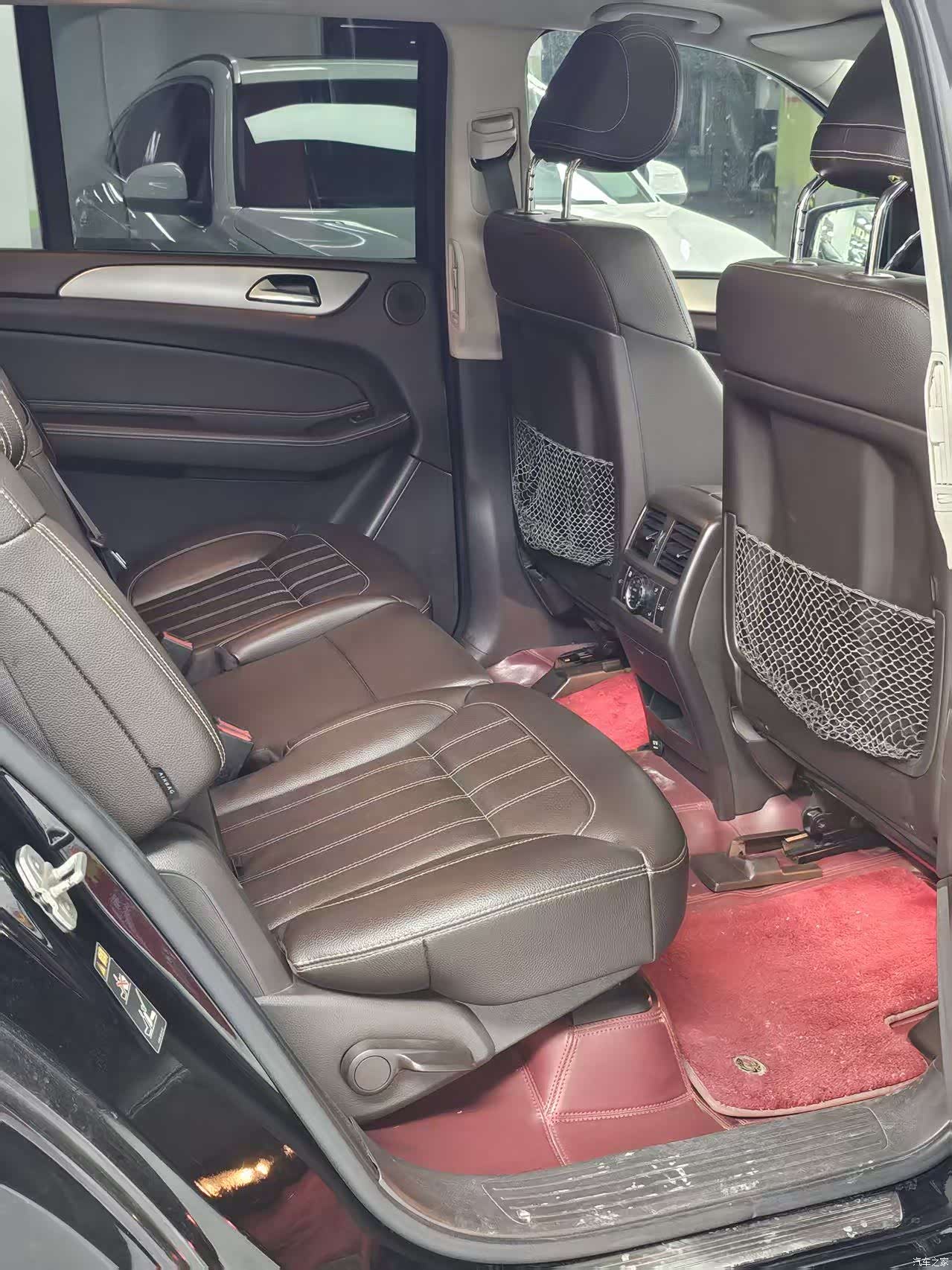 Mercedes-Benz GLS, 2016 15