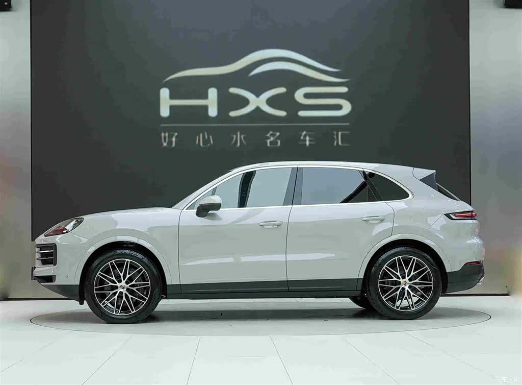 Porsche Cayenne, 2026 3