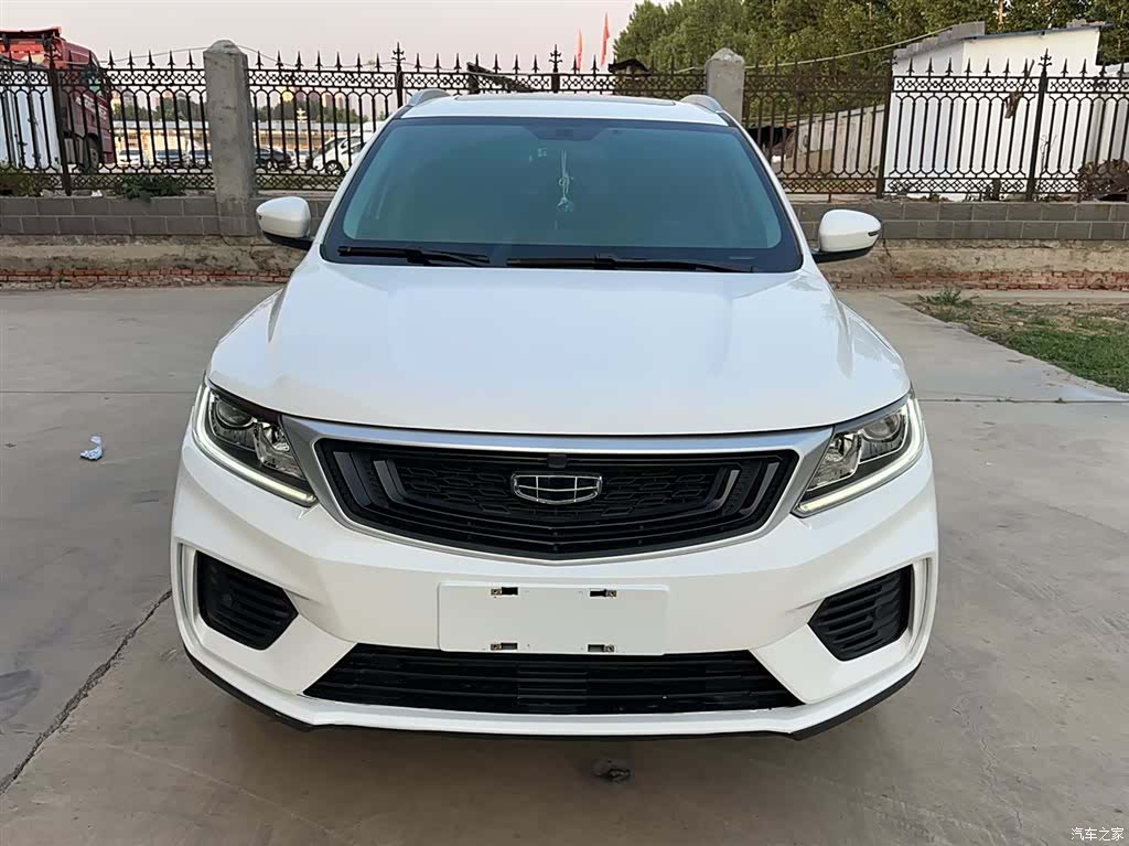 Geely X6, 2021 3