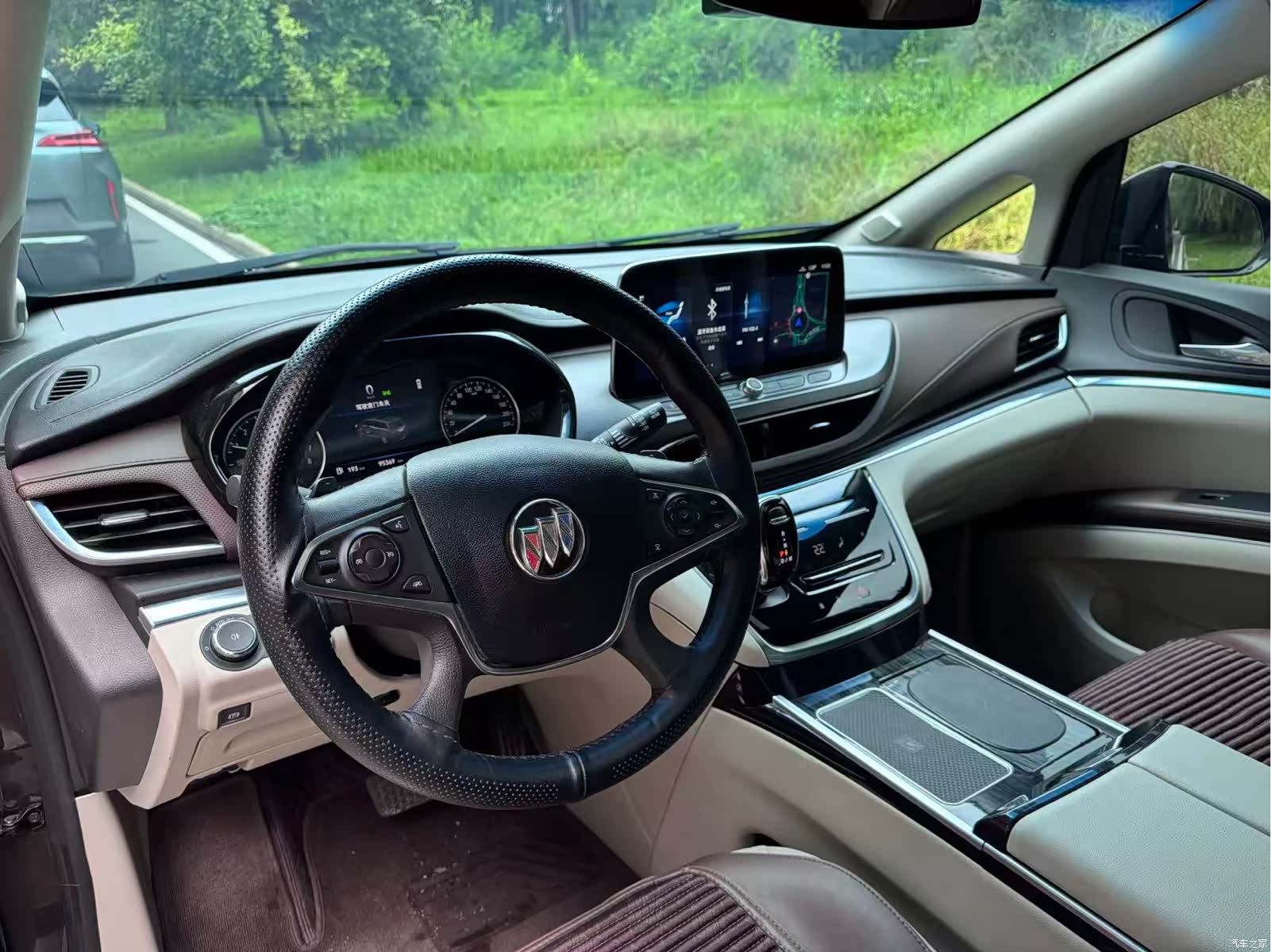 Buick GL8, 2021 6