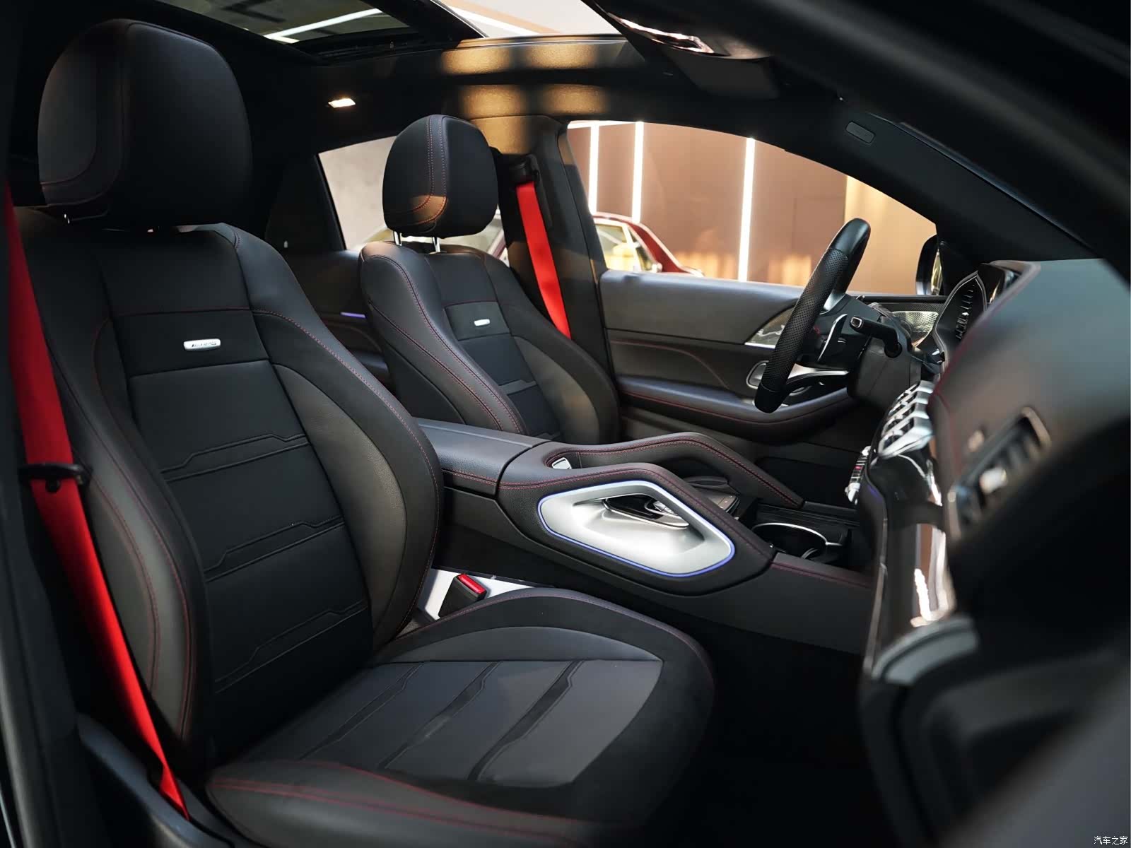 Mercedes-Benz GLE, 2024 14