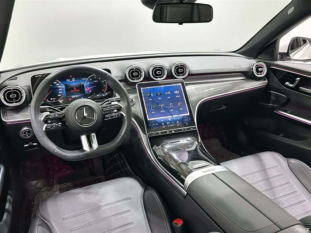 Mercedes-Benz C-Class, 2024 10