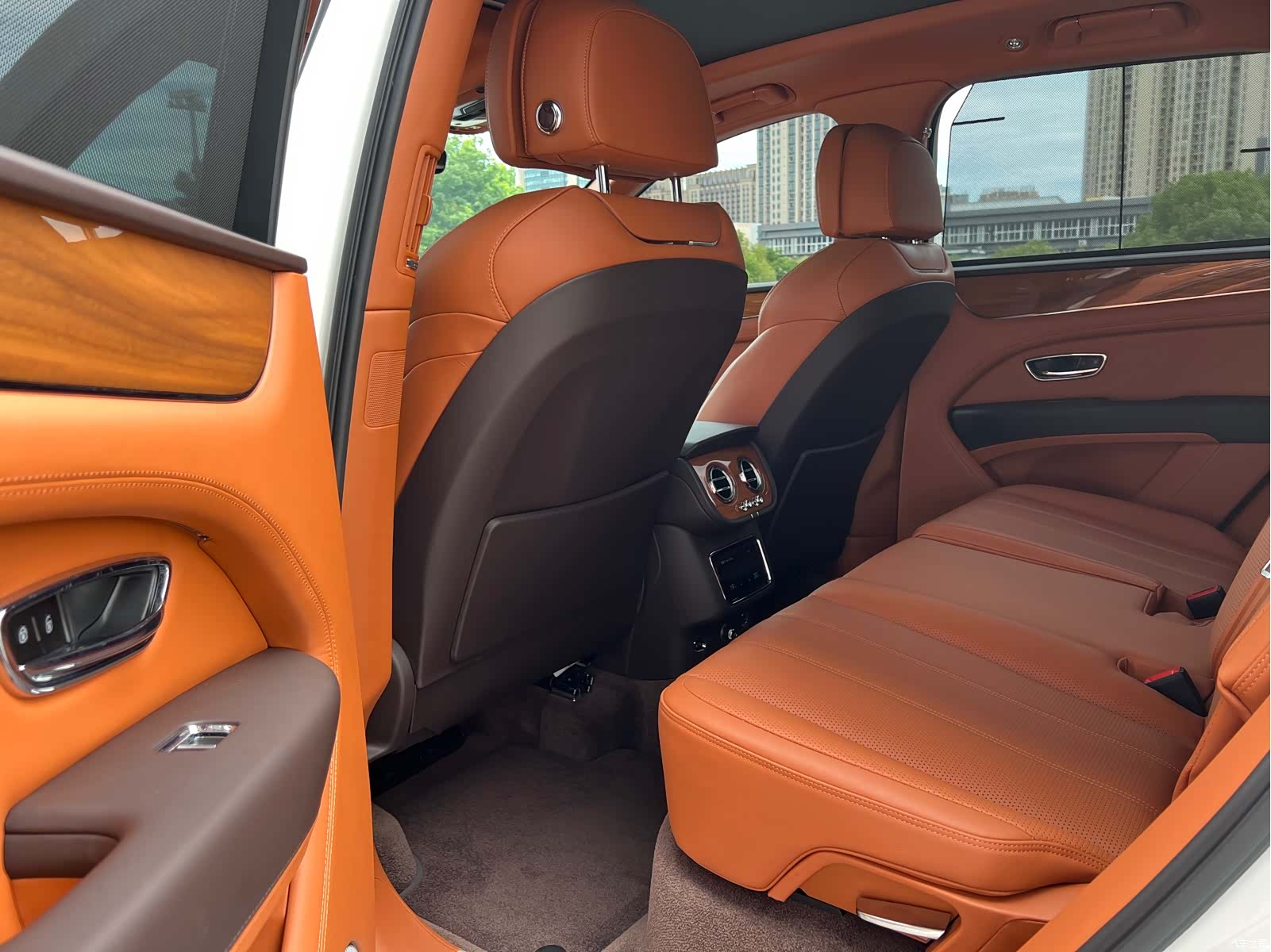 Bentley Bentayga, 2022 7
