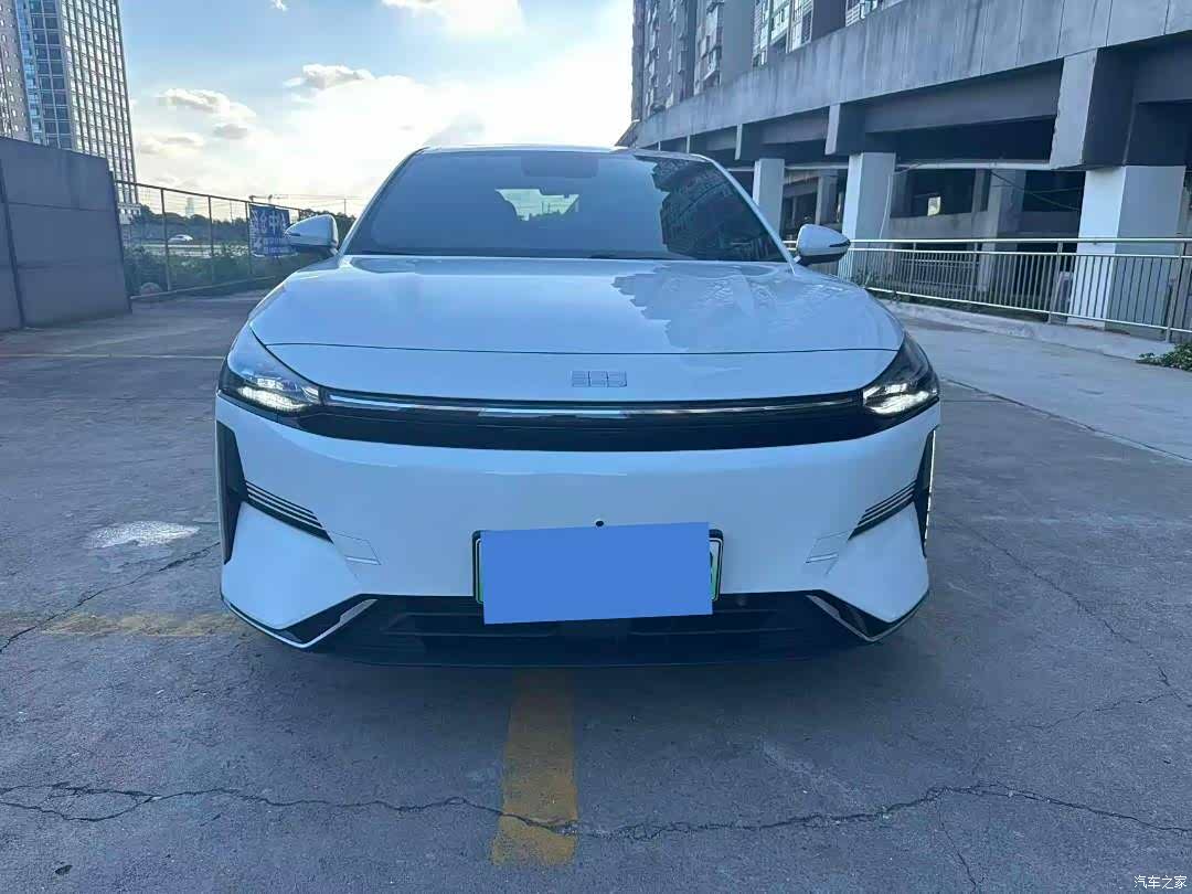 Geely Galaxy L6, 2024 3