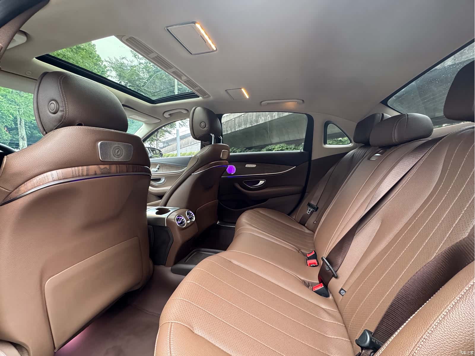 Mercedes-Benz E-Class, 2017 7