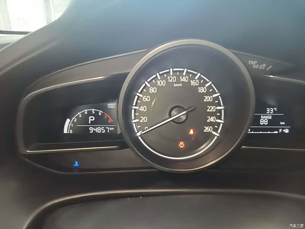 Mazda Mazda3, 2017 12