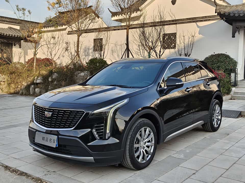 Cadillac XT4