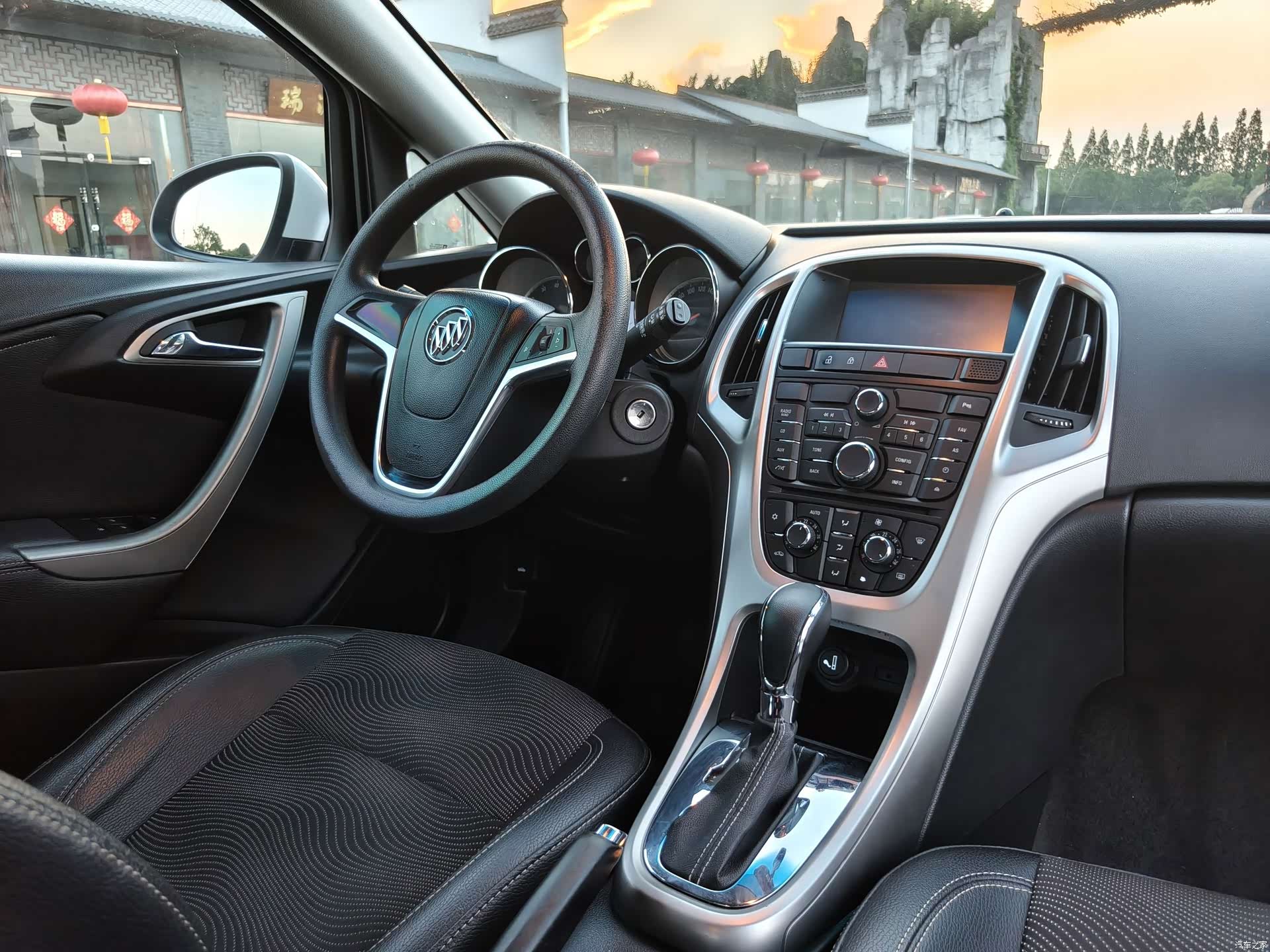 Buick XT, 2015 8