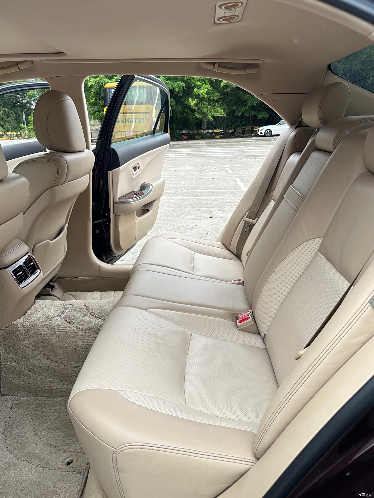 Toyota Crown, 2014 12