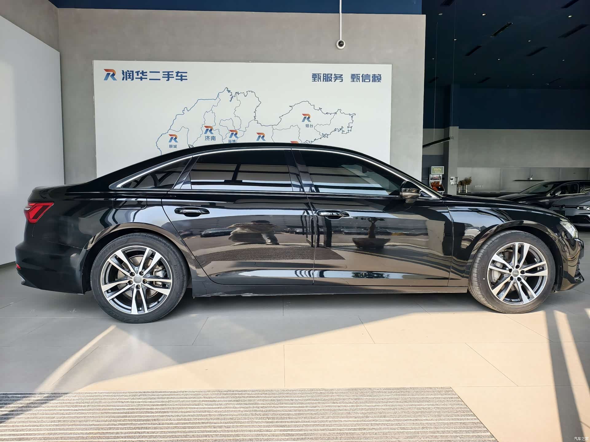 Audi A6L, 2021 3