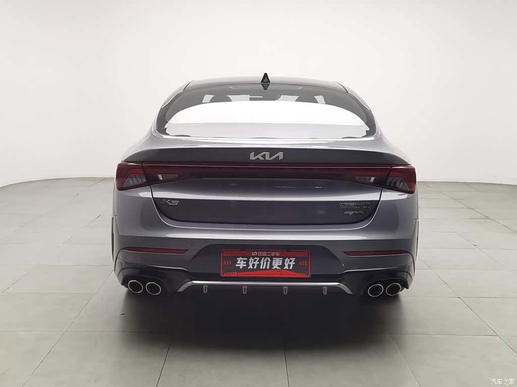 Kia K5, 2022 4