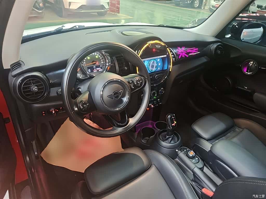 Mini Cooper, 2020 10