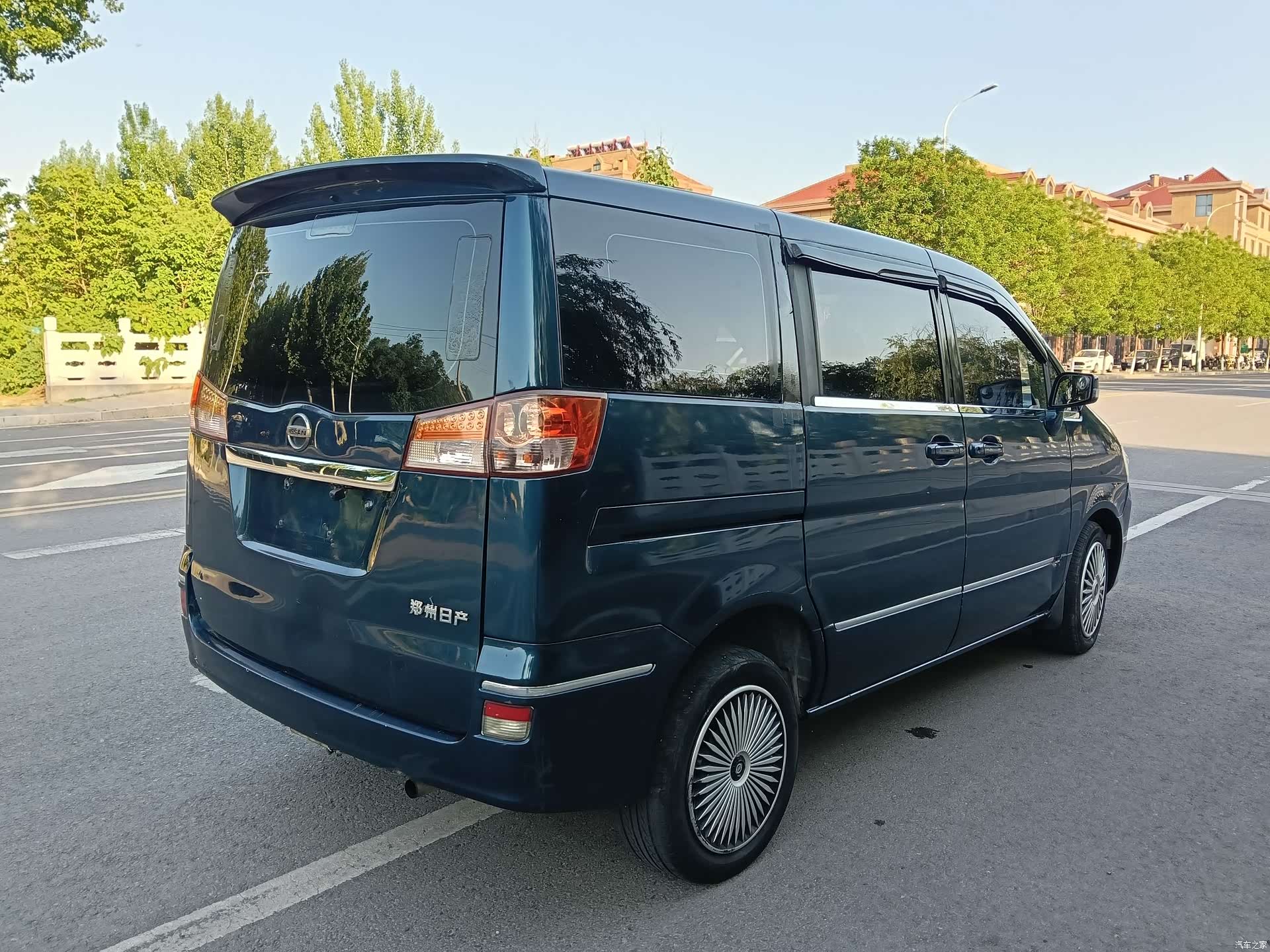 Nissan 7, 2011 все фото
