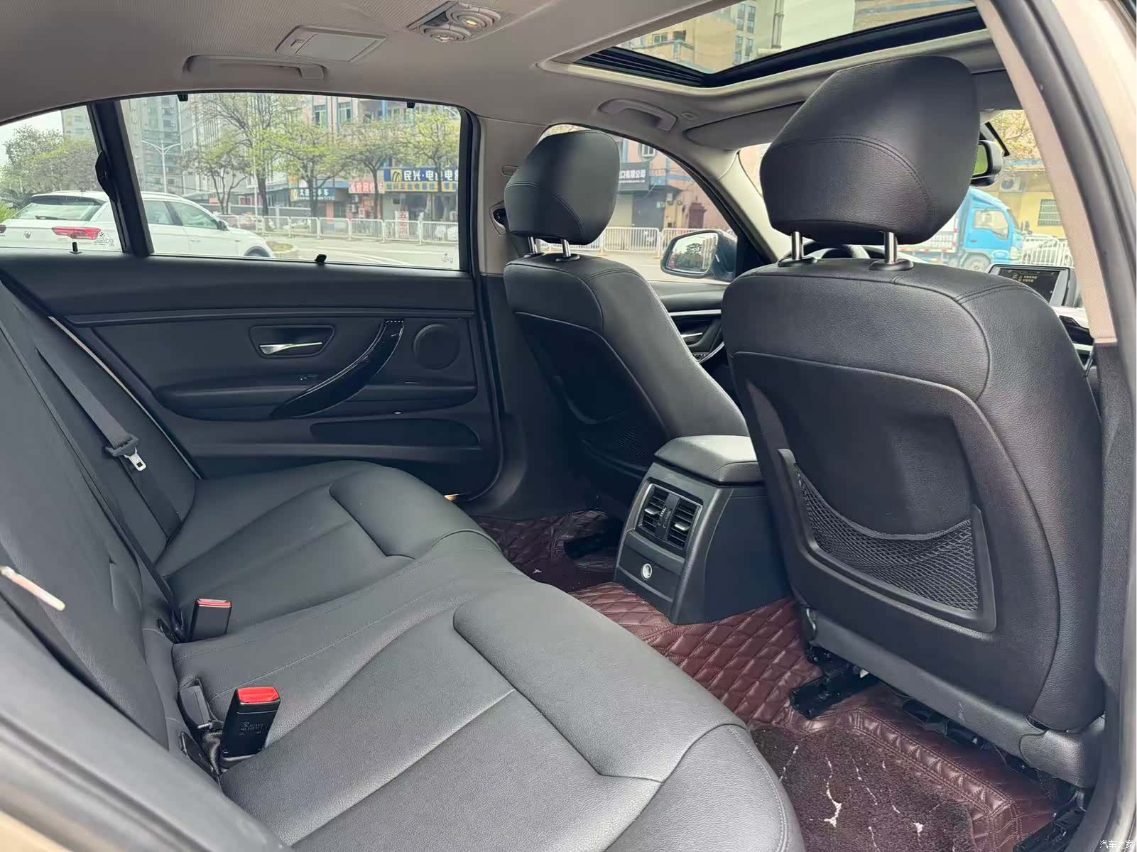 BMW 3 Series, 2017 12