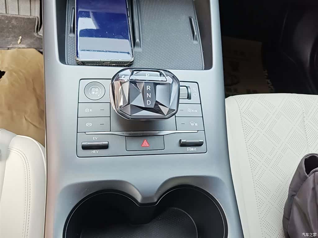 BYD Qin, 2025 14