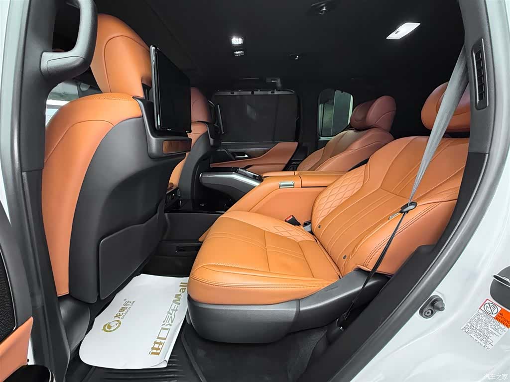Lexus LX, 2024 14