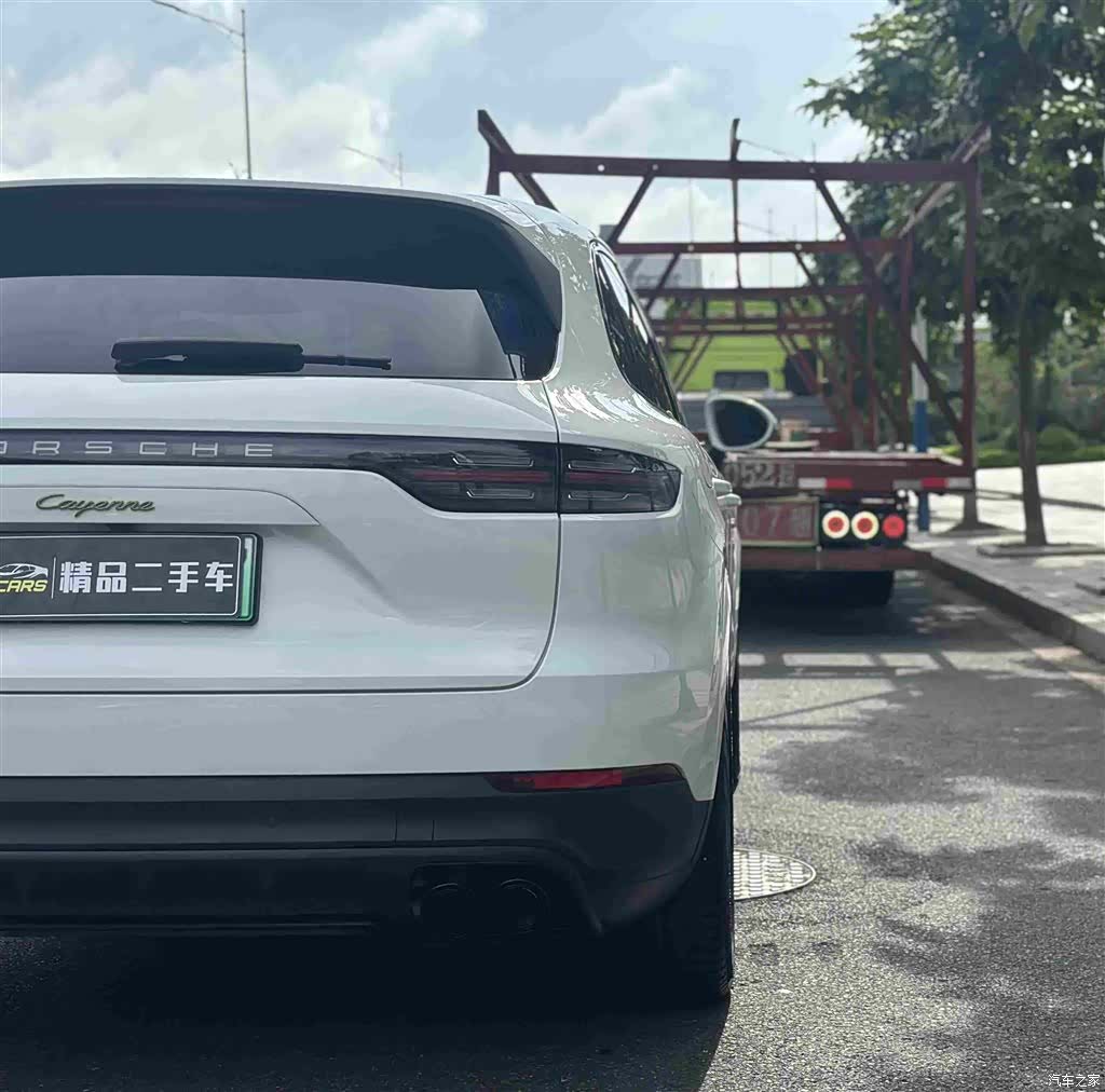 Porsche Cayenne, 2023 11