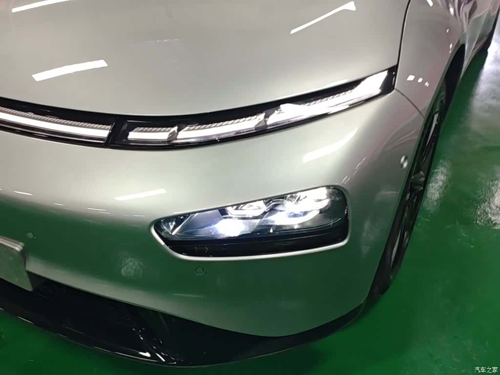Xpeng P7, 2021 24
