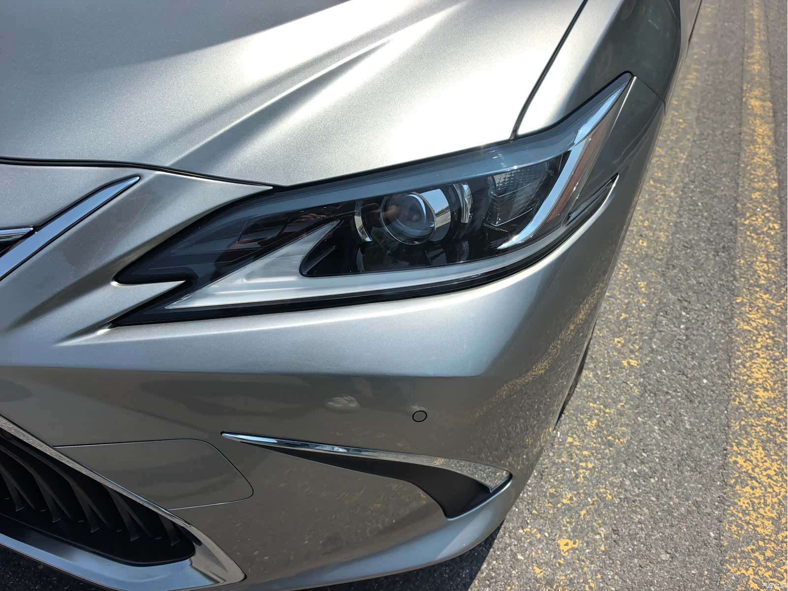 Lexus ES, 2019 11