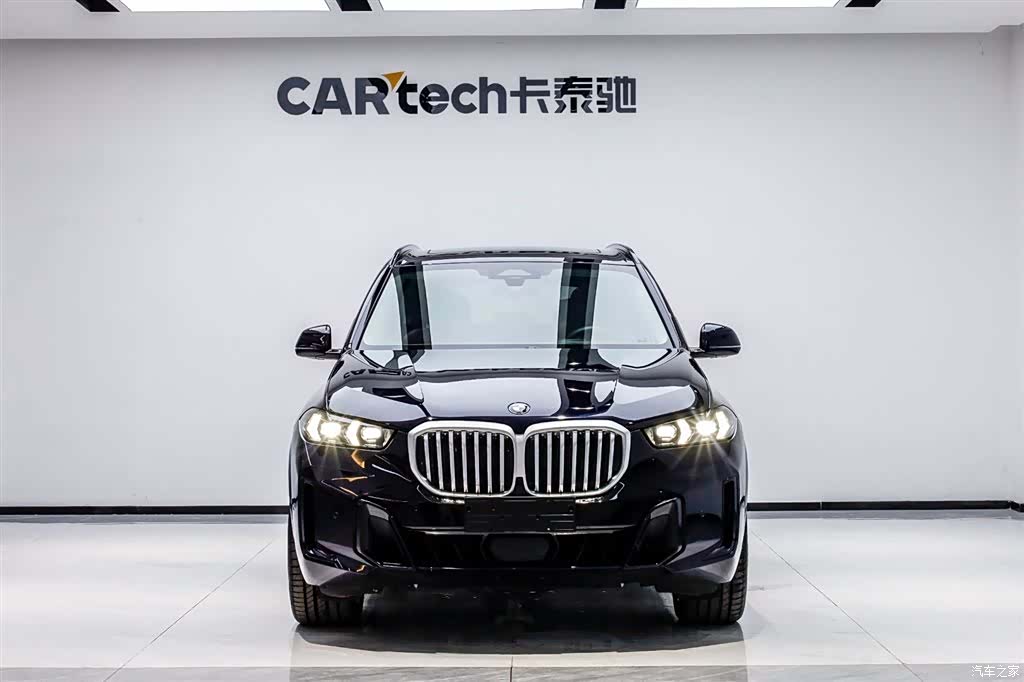 BMW X5, 2025 2