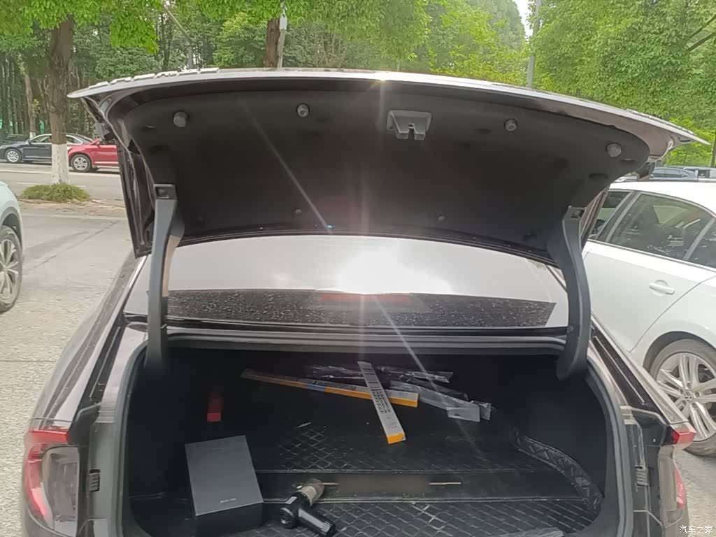Wuling Starlight, 2024 19