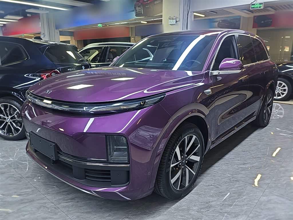 Li Auto L8