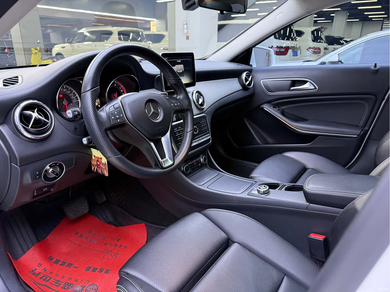 Mercedes-Benz GLA, 2016 9
