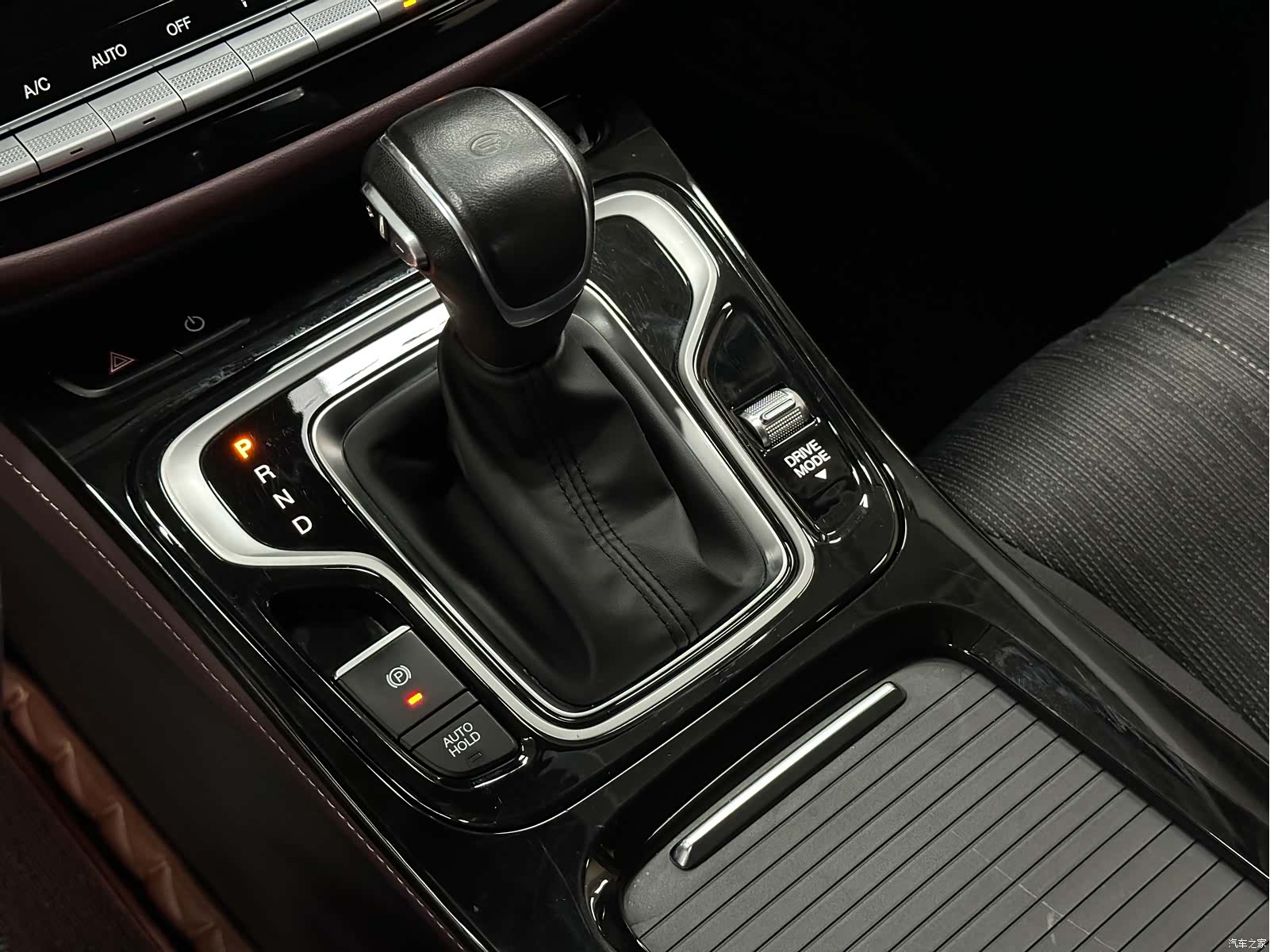 Trumpchi M6, 2023 все фото