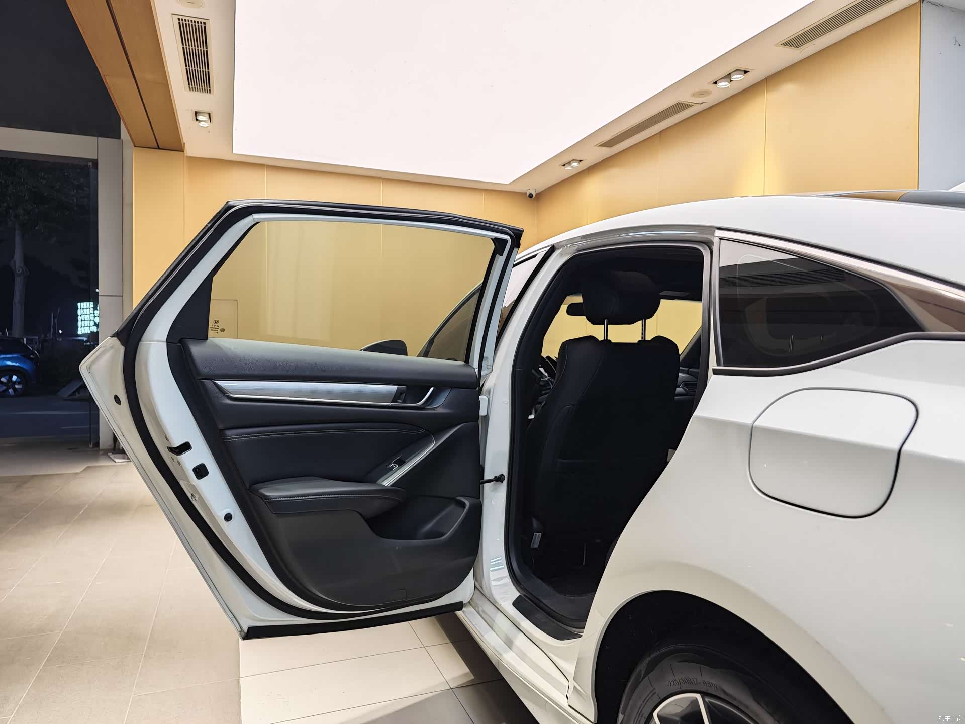 Honda Inspire, 2023 20